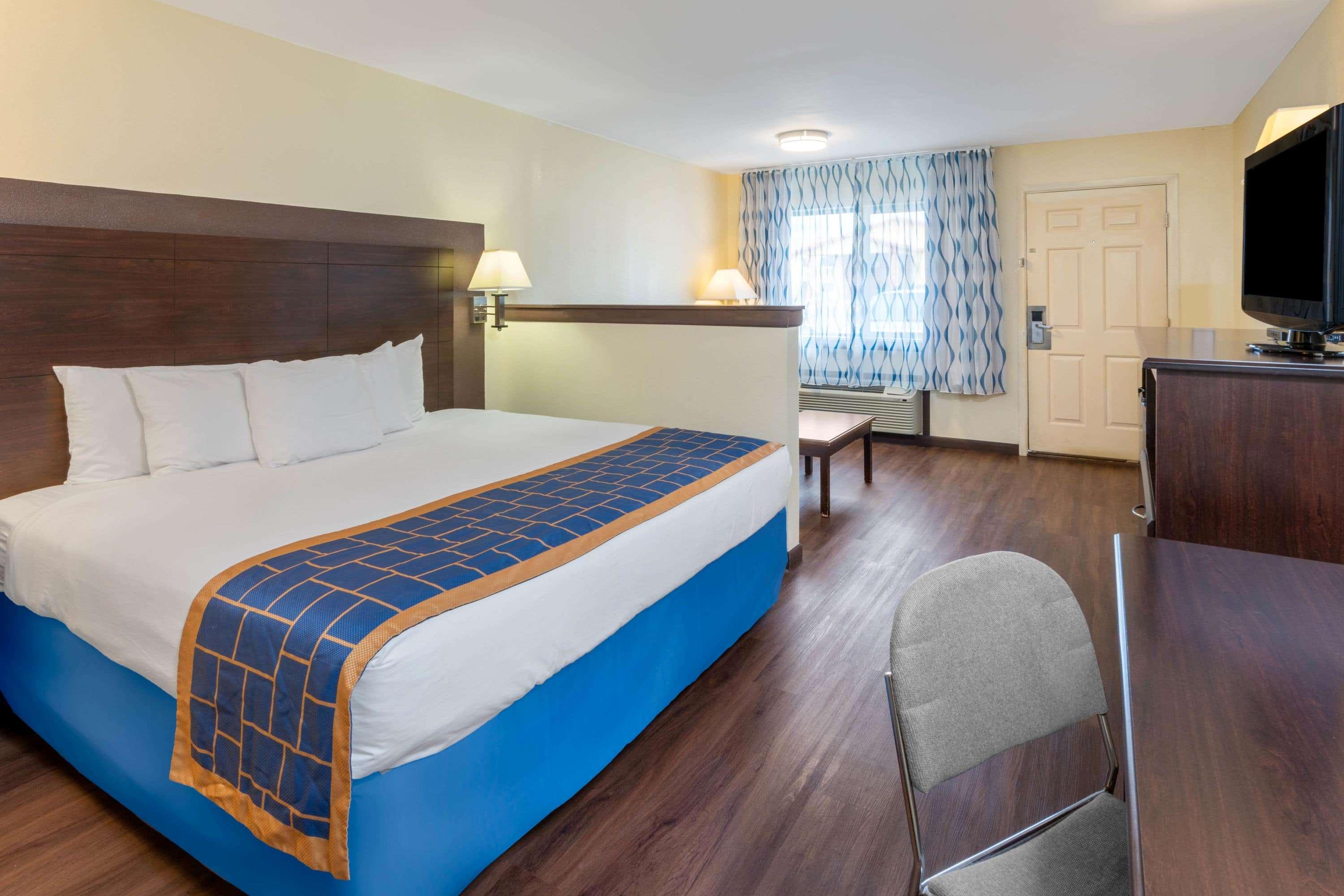 Days Inn By Wyndham Grants Zewnętrze zdjęcie