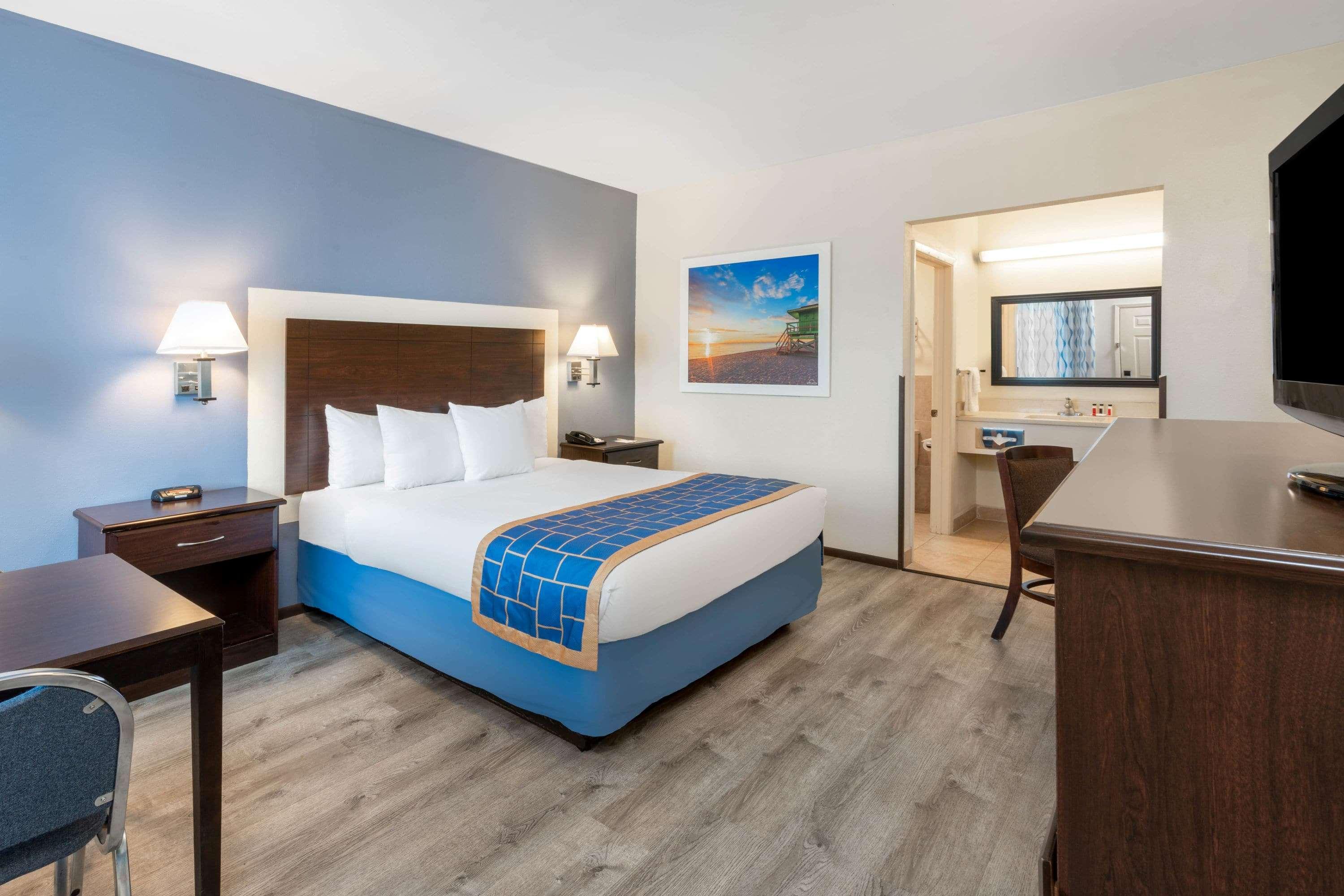 Days Inn By Wyndham Grants Zewnętrze zdjęcie